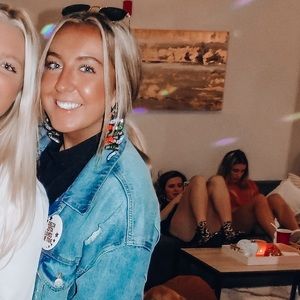 Meet your Posher, Madi